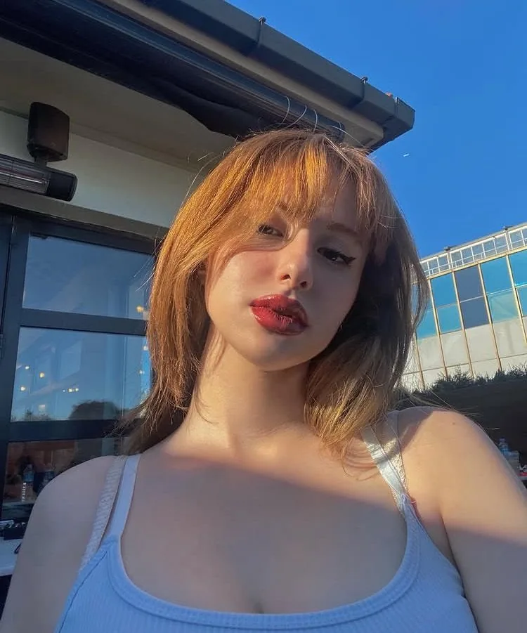 Özlem - Parseller, Ümraniye Escort