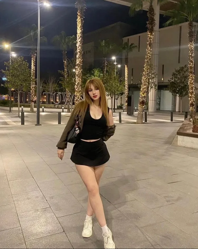 Özlem - Parseller, Ümraniye Escort