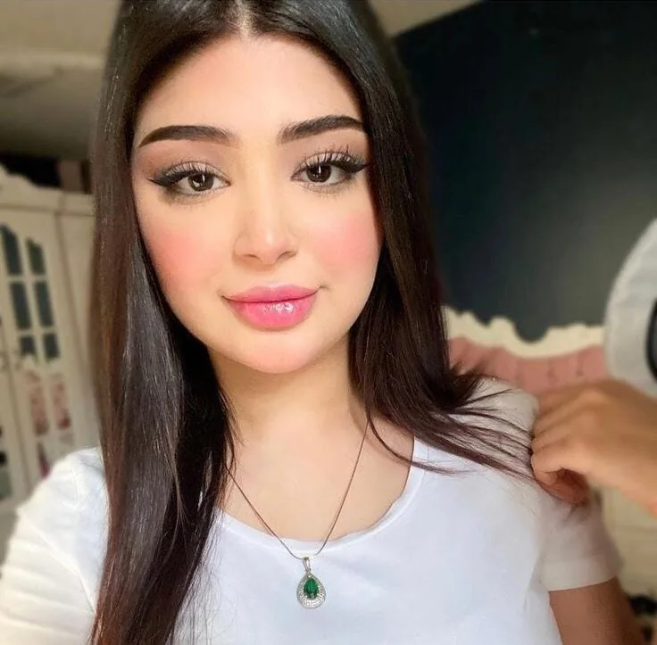 Ceren - Ümraniye Escort